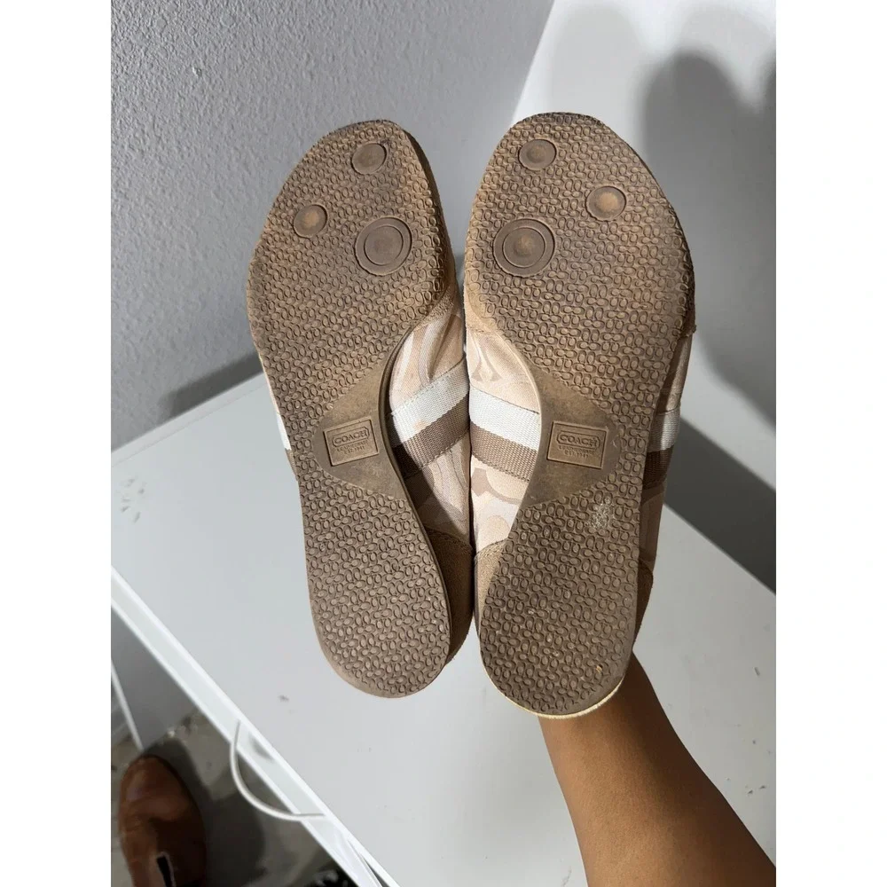 Coach Kinsley Q986 Women 7.5M Signature C Monogram Khaki Tan Suede Sneakers